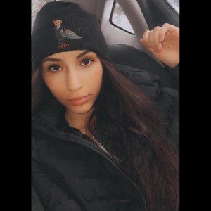 Meet your Posher, Kari